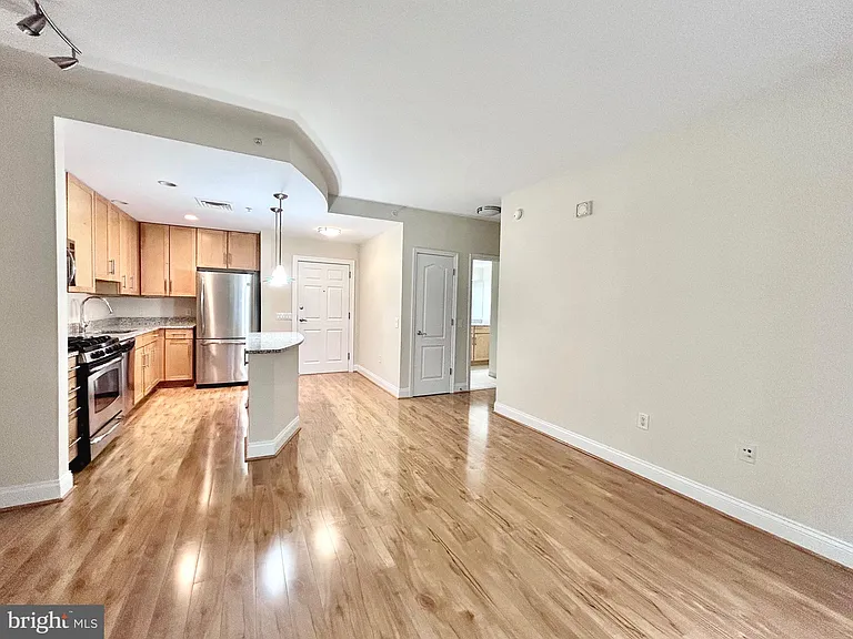 525 N Fayette St #117 — Photo 6