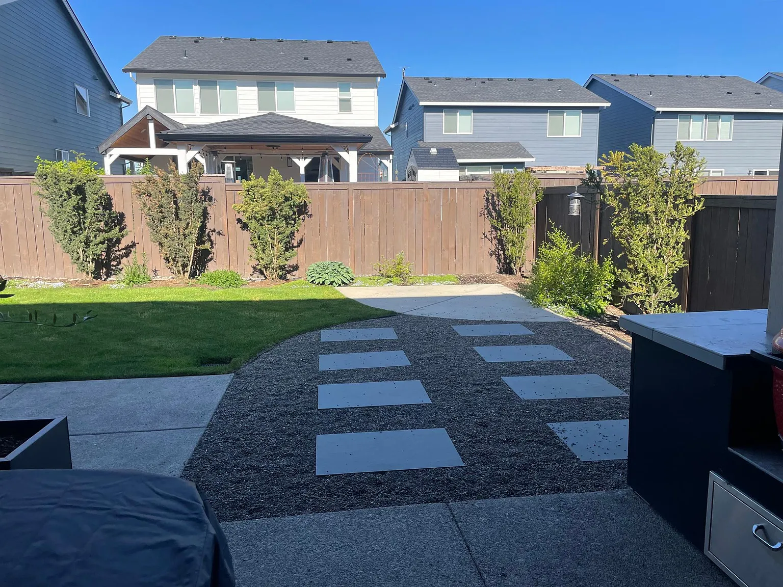 2663 NW Eric Dr — Photo 3