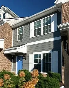 2 bed, 2.5 bath, 1214 sqft, $1,695 — Photo 2
