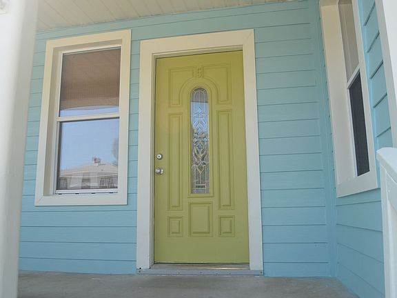 4th image of 114 6th Ave S #5