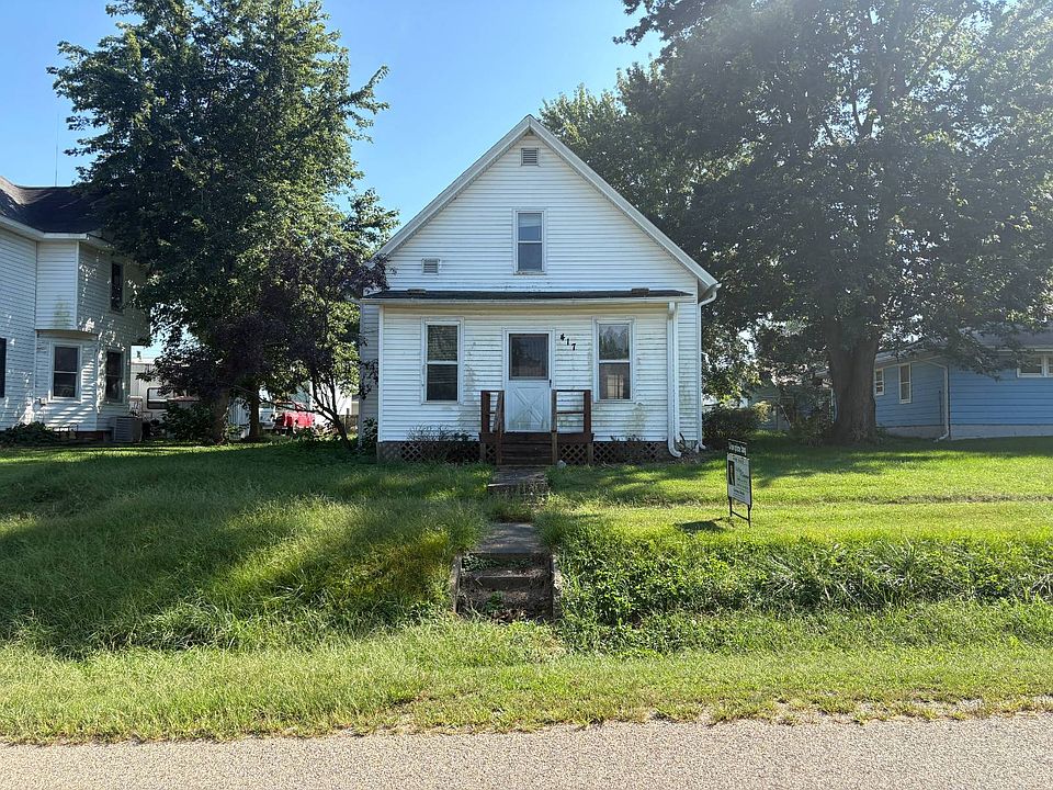 1st image of 417 E Main St