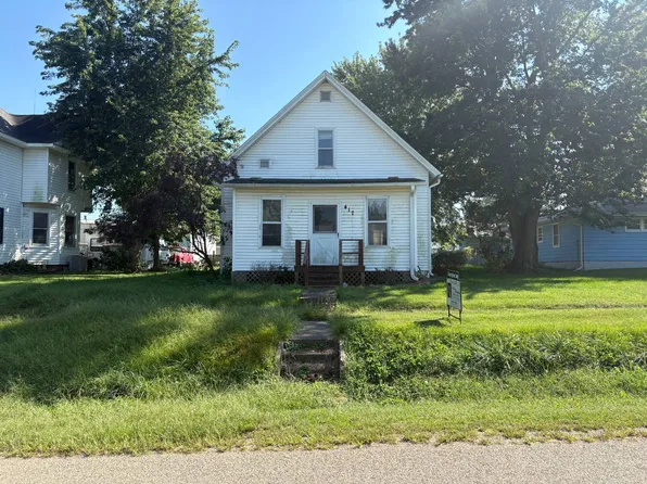 417 E Main St, Little York, IL 61453