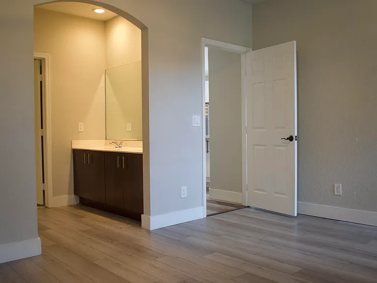 4907 Pelican Mnr — Photo 26