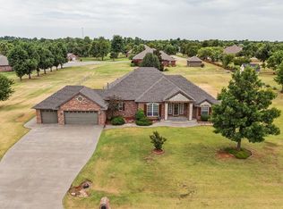 7904 Austrian Ln, Tuttle, OK 73089