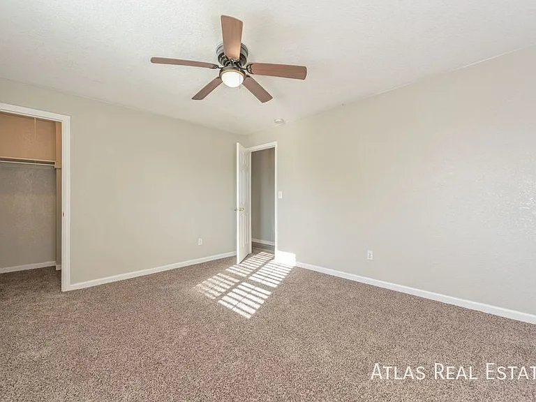1484 S Cathay Way — Photo 9