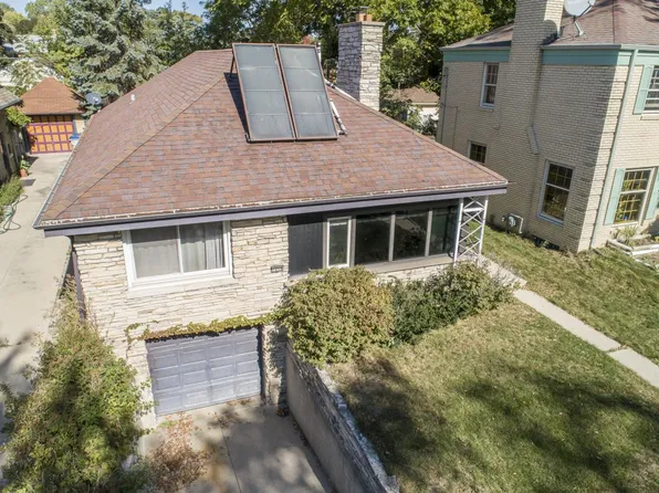 1218 East Townsend STREET, Milwaukee, WI 53212