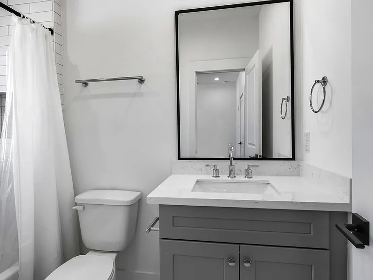 2806 Versailles Oak Ln — Photo 12