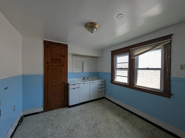 507 Lisbon Ave — Photo 8