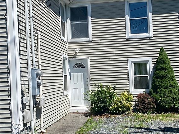 3rd image of 12 Campbell Ct