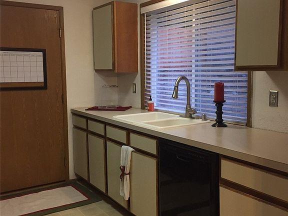 4th image of 8221 188th Street Ct E