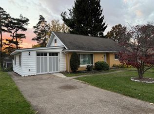 3026 Caton St, Erie, PA 16506