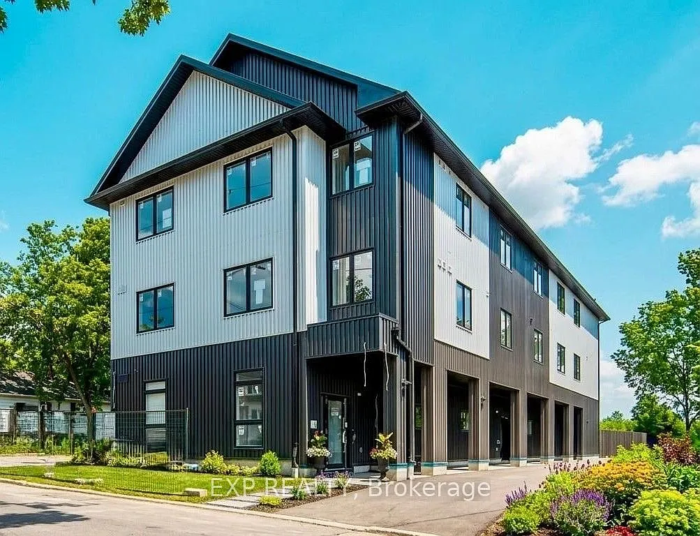 2 bed, $2,450 — Photo 1