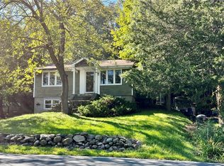 149 Lake Rd, Salisbury Mills, NY 12577