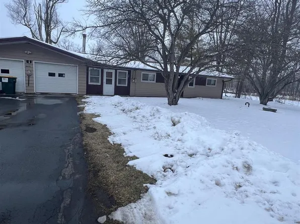 346 South Mill Street, Kingston, WI 53939