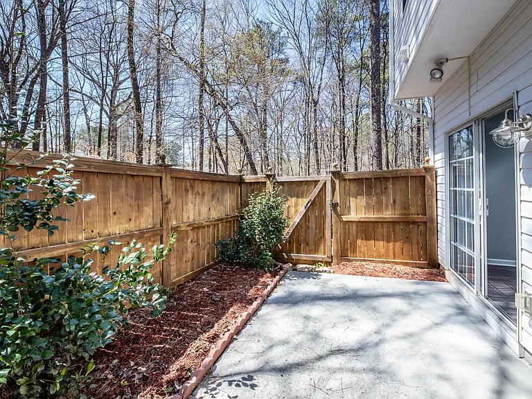 4645 Valais Ct #40 — Photo 21