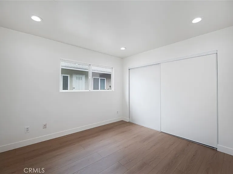 15147 Otsego St — Photo 27