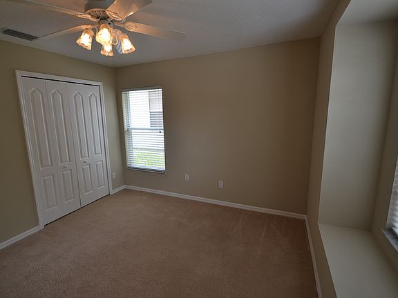5th image of 1419 Bloomingdale Trails Blvd