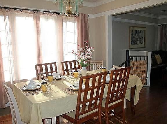 3rd image of 2831 N 74th Ave #1