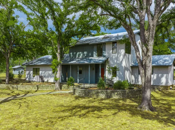 1946 N Ranch Road 1623, Stonewall, TX 78671