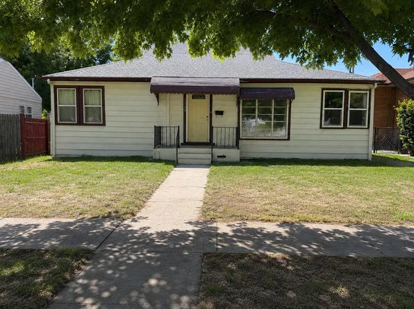 1209 N Jefferson St, Lexington, NE 68850