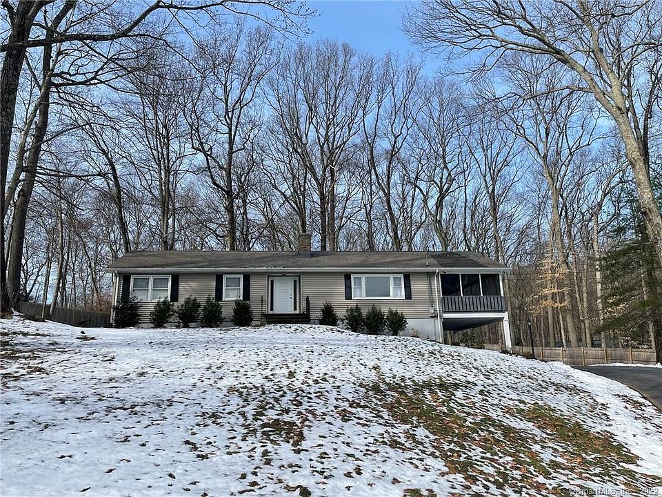 6 Little Fox Run, Shelton, CT 06484 | Zillow