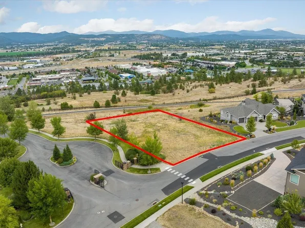 725 N Holiday Hills Dr, Liberty Lake, WA 99019