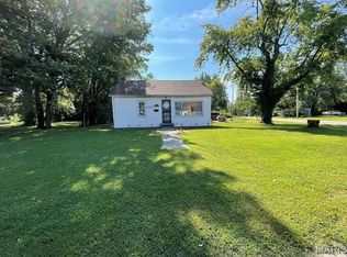 614 Cooper Dr, Cahokia, IL