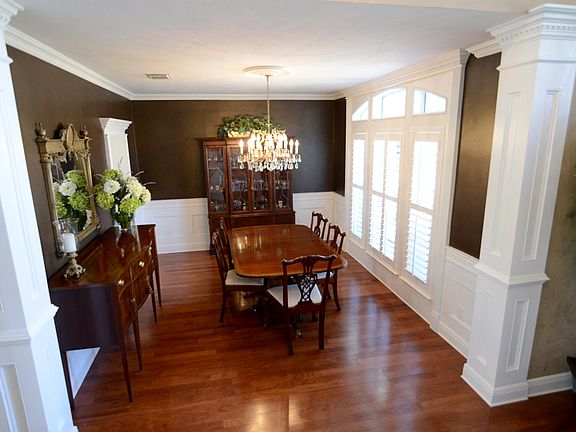 5th image of 2405 Royal Palm Ct