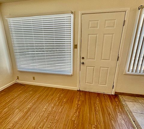 4th image of 1072 Luther Ave APT 4