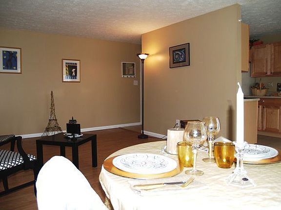 4th image of 1390 Golden Gate Blvd #206E