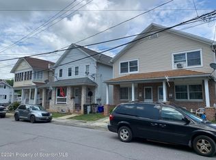 818 Hampton St, Scranton, PA 18504