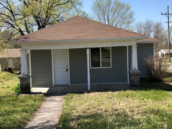 402 S Forest Ave, Joplin, MO 64801