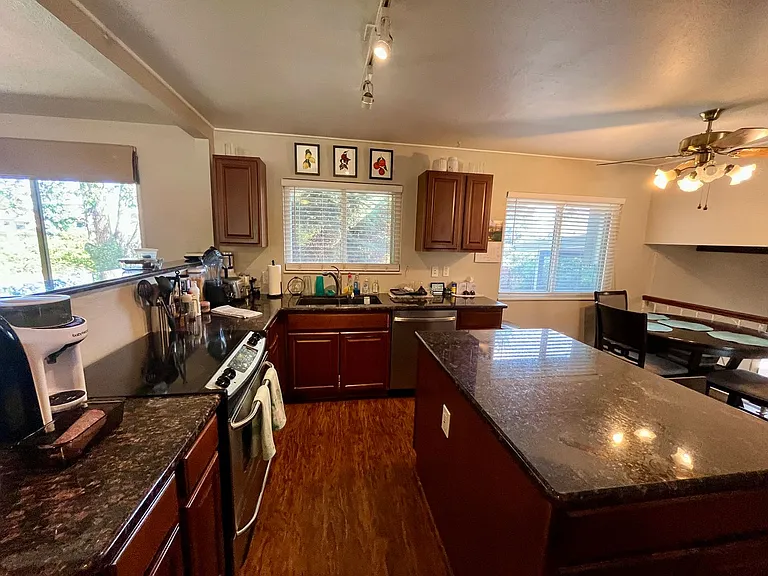 7635 E Amherst Ave — Photo 8