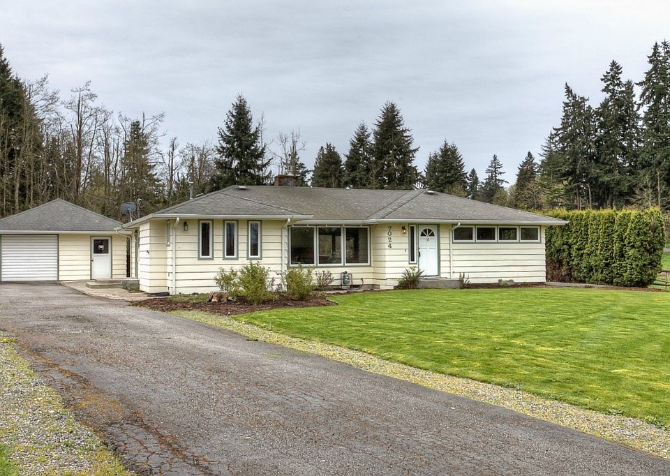 1st image of 7024 124th St E