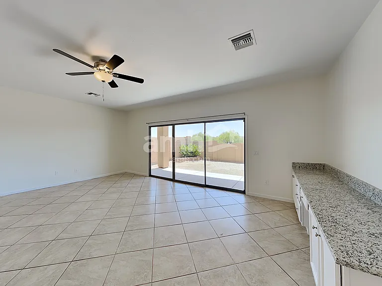10483 E Rita Ranch Crossing Cir — Photo 6