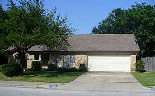2nd image of 3328 Willowcrest Dr