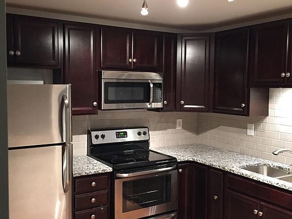 2nd image of 3440 Golfview Dr Unit 111