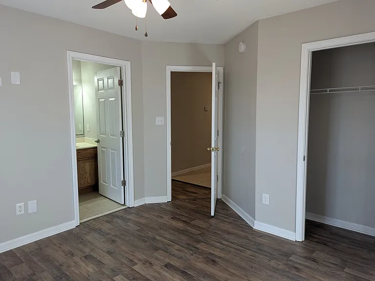 37 Walnut Ave NW #A — Photo 12