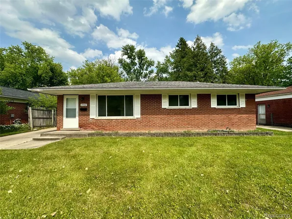 23062 Tuck Rd, Farmington Hills, MI 48336