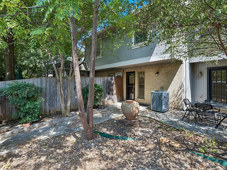 7518 Woodthrush Dr #17 — Photo 13