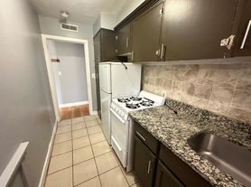 49 Marden St, Cranston, RI