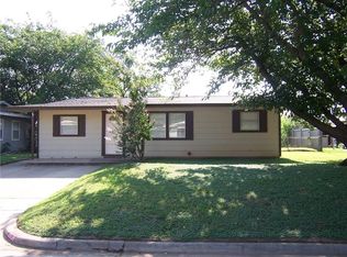 2808 Fir Park Dr, North Richland Hills, TX 76118
