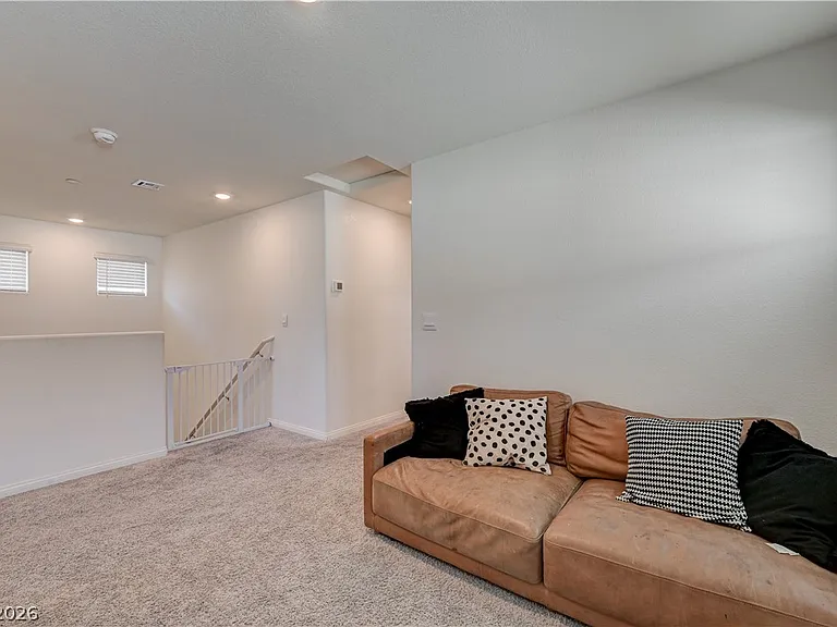 386 Larksong Ave — Photo 33
