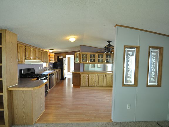 4th image of 7 Swan Dr