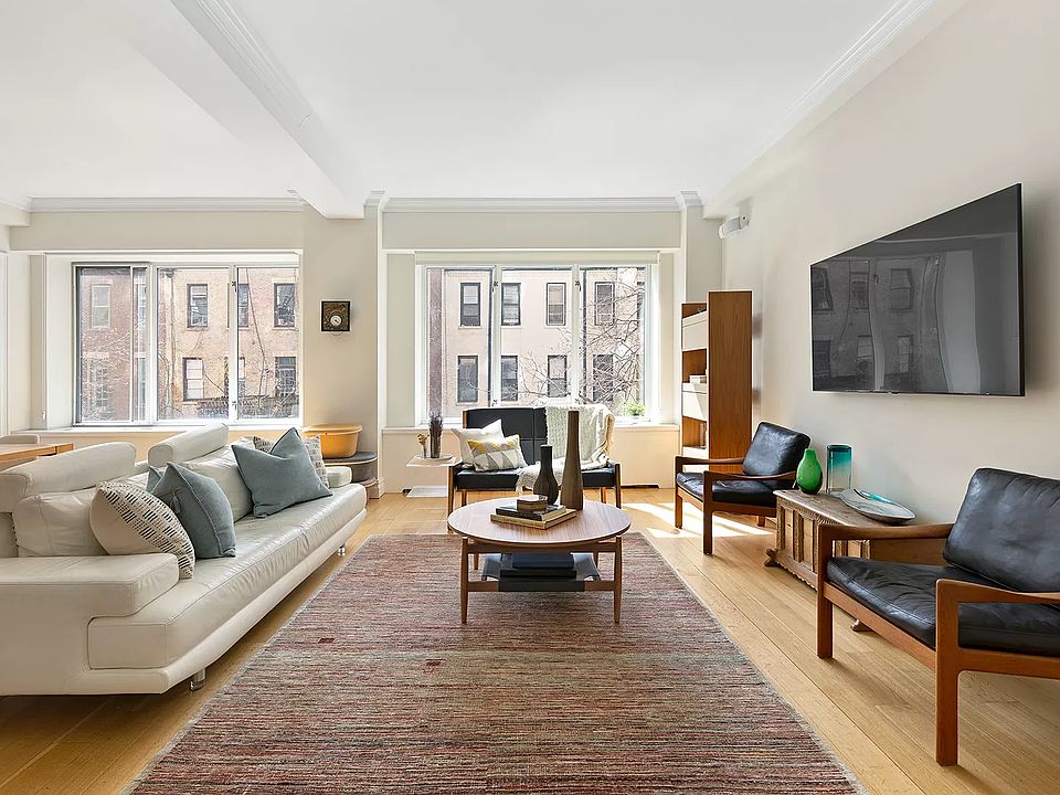 1st image of 150 W 79th St #2EF