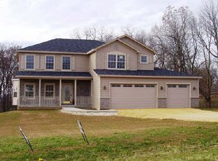 106 Lauren Ct S, Oregon, IL 61061