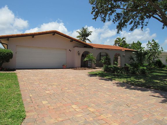 2nd image of 47 Yacht Haven Dr