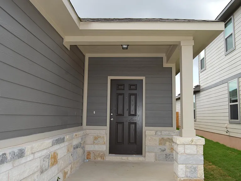 240 Syrah Ct — Photo 2
