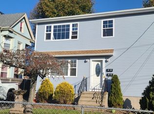 38 Foxon St, New Haven, CT 06513