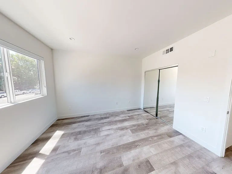 12905 Landale Street — Photo 11